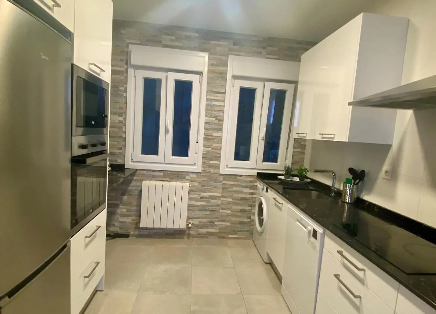 Habitacion En Apartamento Con Zonas Comunes Compartida Hsjg Bilbao İspanya